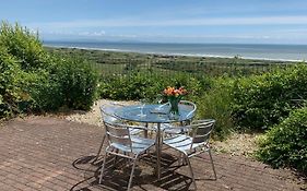 Coastview Cottage ,Quiet Beach Holiday